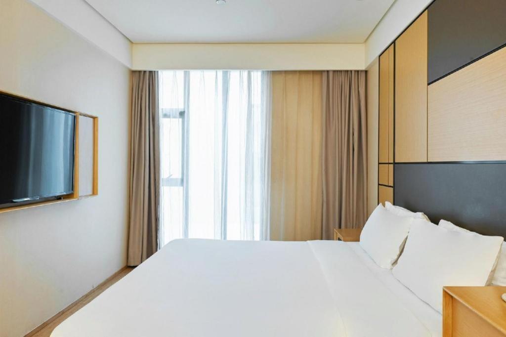 Ji Hotel Shanghai Hongqiao Yan'An XI Road Esterno foto