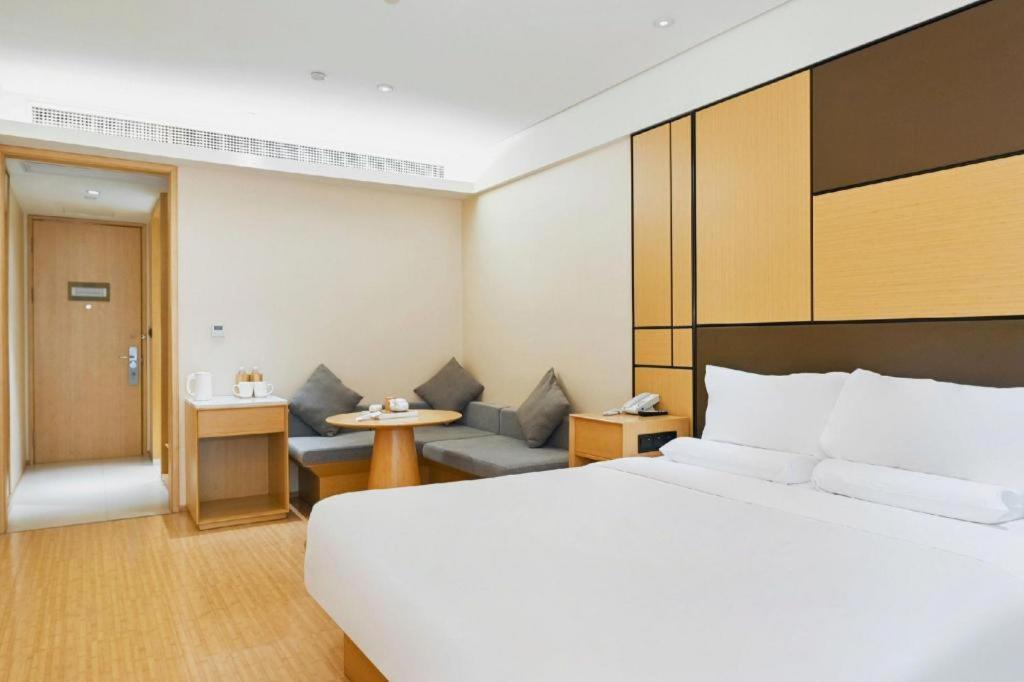 Ji Hotel Shanghai Hongqiao Yan'An XI Road Esterno foto