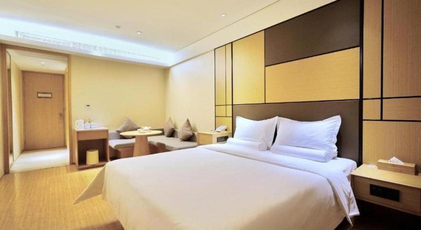 Ji Hotel Shanghai Hongqiao Yan'An XI Road Esterno foto