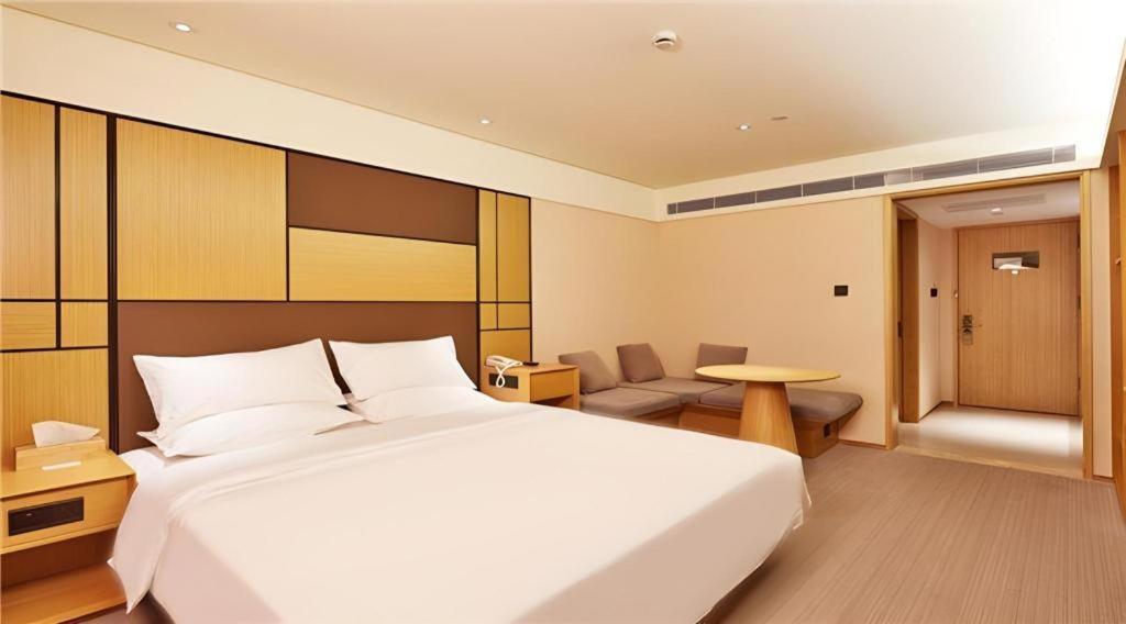 Ji Hotel Shanghai Hongqiao Yan'An XI Road Esterno foto